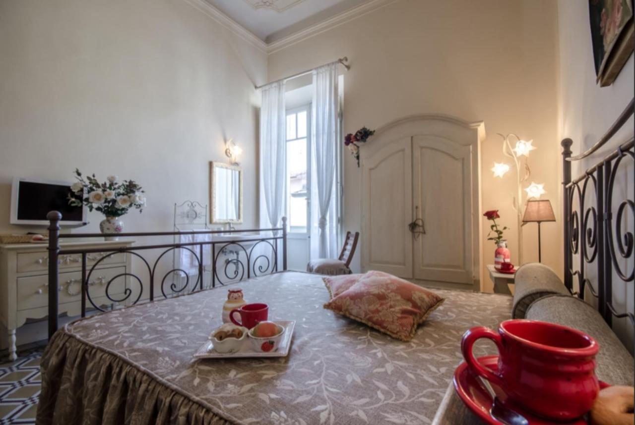 Il Sole Antico Bed and Breakfast Βιαρέτζιο Εξωτερικό φωτογραφία
