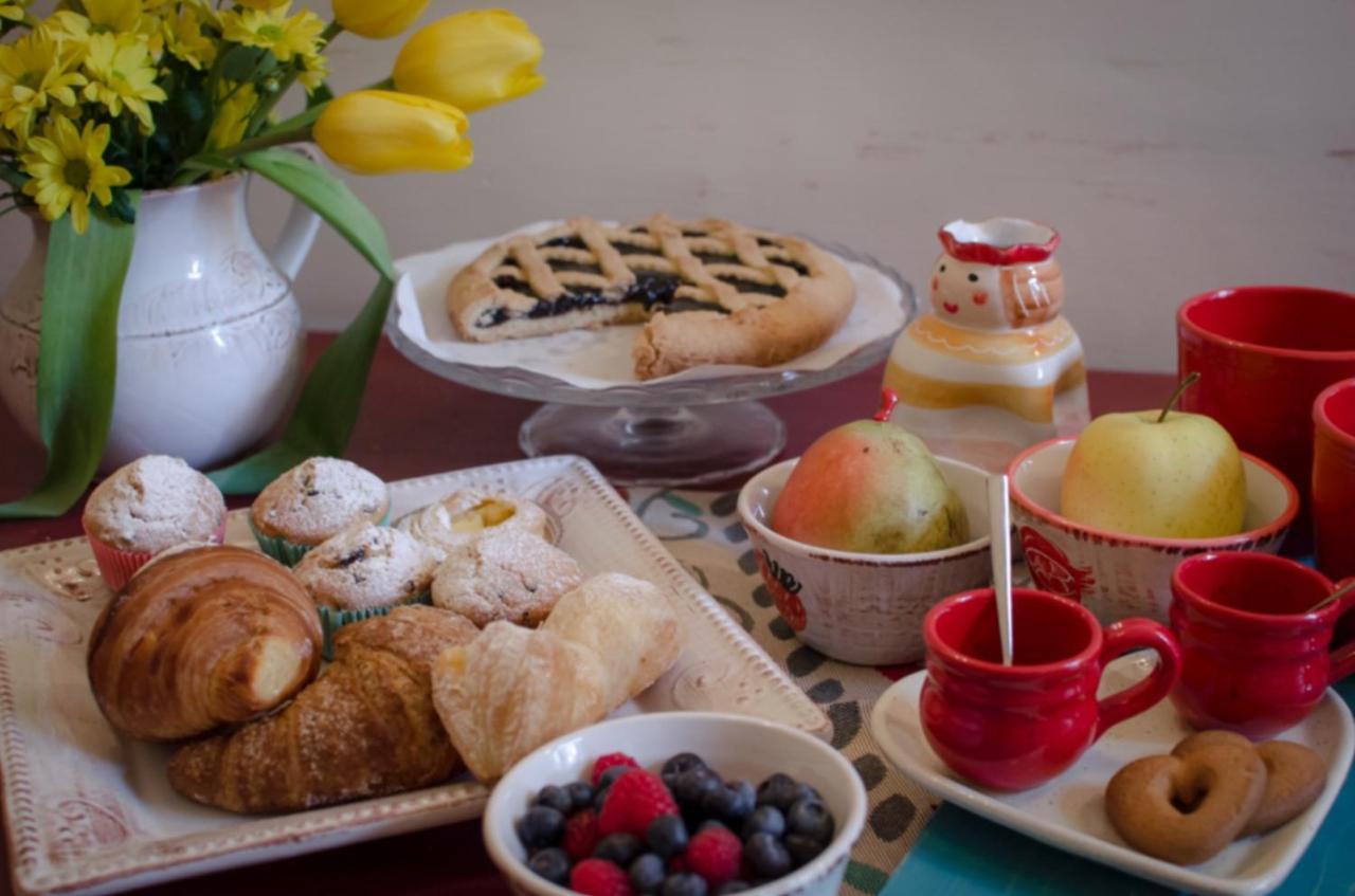 Il Sole Antico Bed and Breakfast Βιαρέτζιο Εξωτερικό φωτογραφία